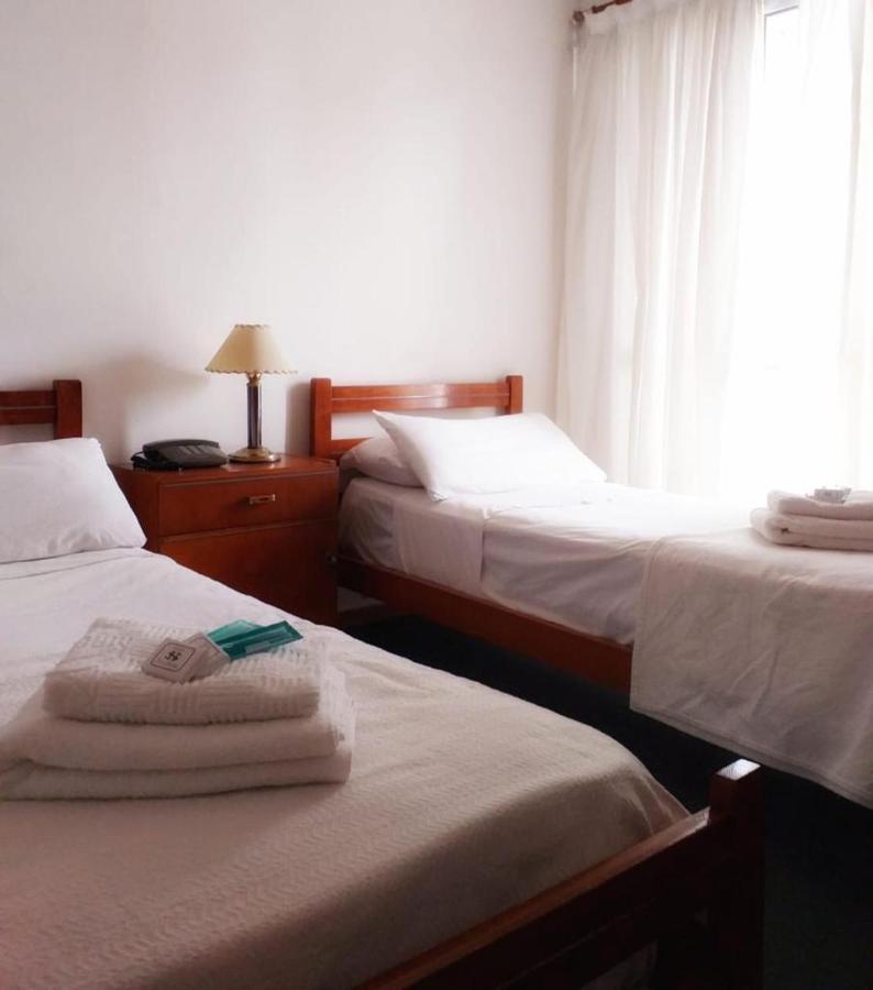 Hotel San Nicolas San Nicolás de los Arroyos Екстериор снимка